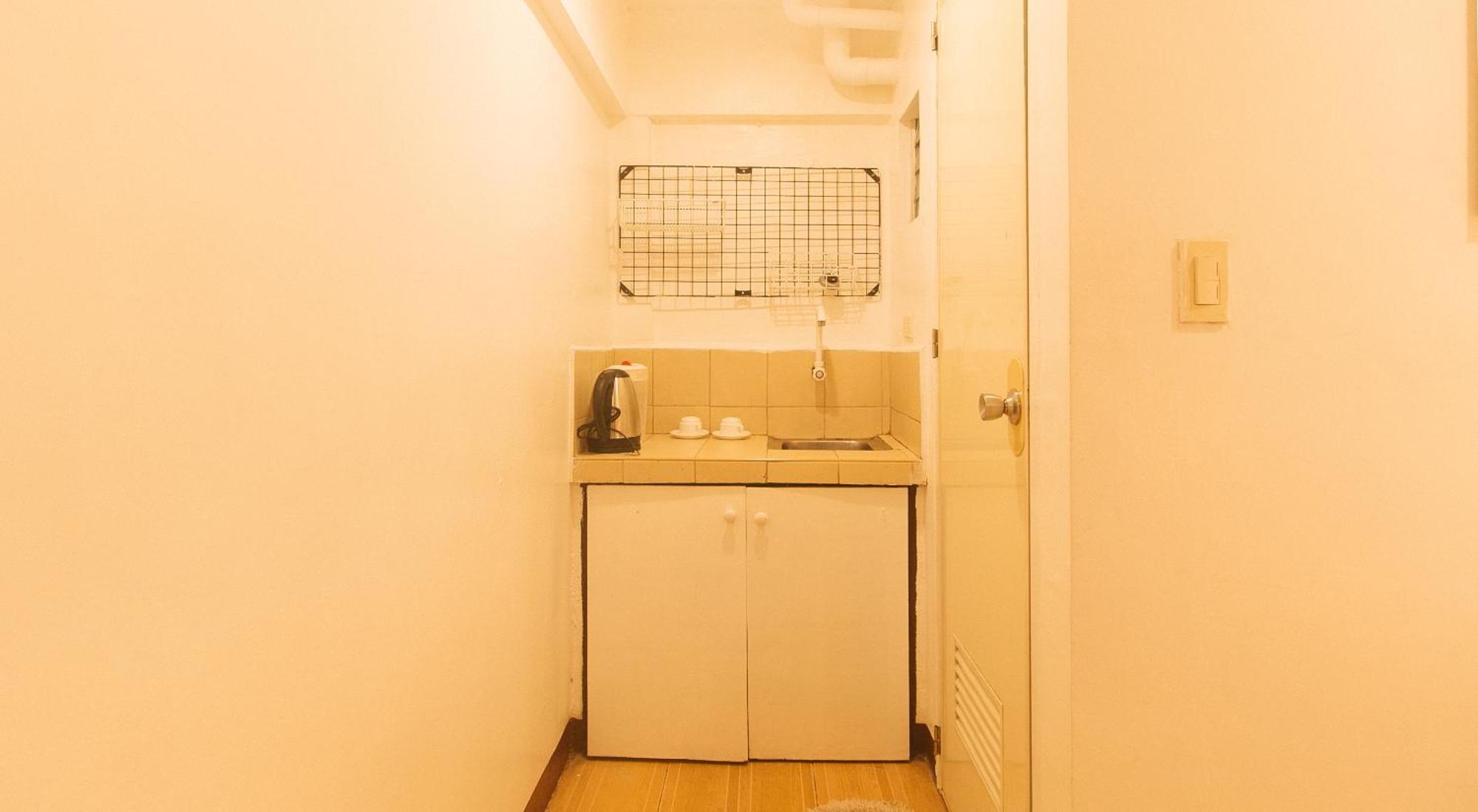Reddoorz At City Stay Inns Marilao Lias Ngoại thất bức ảnh