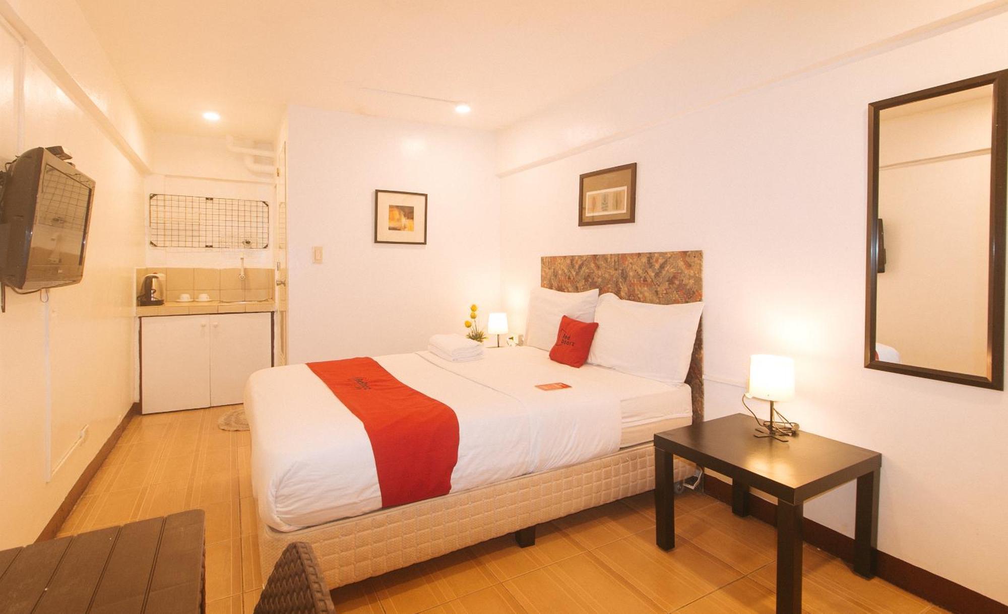Reddoorz At City Stay Inns Marilao Lias Ngoại thất bức ảnh